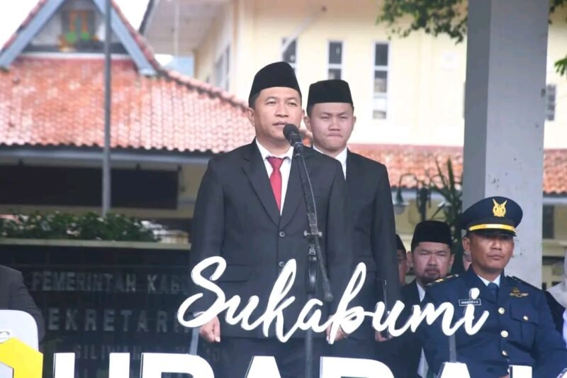 Wakil Bupati Sukabumi, Andreas, pimpin Upacara Hari Bela Negara ke-77 di Alun-alun Palabuhanratu. | Fb/Pemerintah Kabupaten Sukabumi 