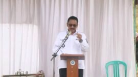 Bupati Sukabumi lakukan peletakan batu pertama huntap bagi warga terdampak bencana. | Fb/Pemerintah Kabupaten Sukabumi 
