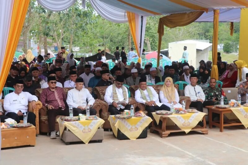 Gedung Serbaguna Bale Binangkit Desa Sagaranten resmi diresmikan untuk mendukung aktivitas dan kebersamaan masyarakat. | Fb/Pemerintah Kabupaten Sukabumi 