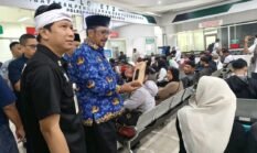 Bupati Sukabumi Tinjau Samsat Cibadak, Apresiasi Kebijakan Gubernur Jabar Permudah Perpanjangan STNK