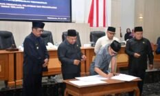 DPRD dan Pemkab Sukabumi Sepakati Raperda Tanah Telantar, Dorong Optimalisasi Pemanfaatan Lahan