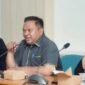 Budi Azhar Mutawali meminta Gubernur Jabar segera menerbitkan juklak layanan rumah sakit bagi warga tanpa BPJS aktif.