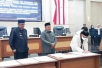 DPRD Sukabumi mulai membahas Raperda APBD 2027 secara mendalam bersama pemerintah daerah dan komisi terkait.
